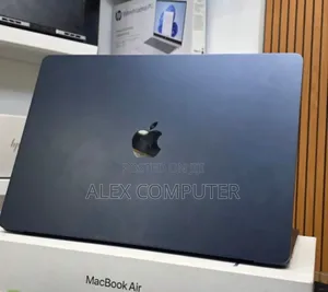 New Laptop Apple MacBook Air 2025 M4 15-inch 16GB Apple M4 SSD 256GB