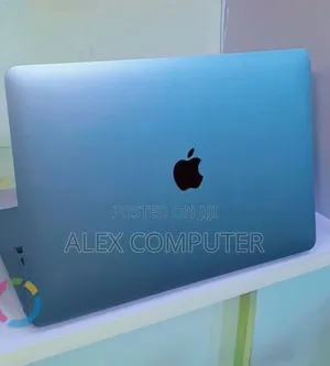 New Laptop Apple MacBook Pro M1 8GB Apple M1 SSD 256GB
