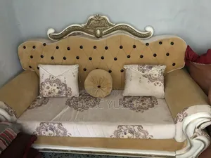 Used Couch or Sofa Full ( 4 in Number)