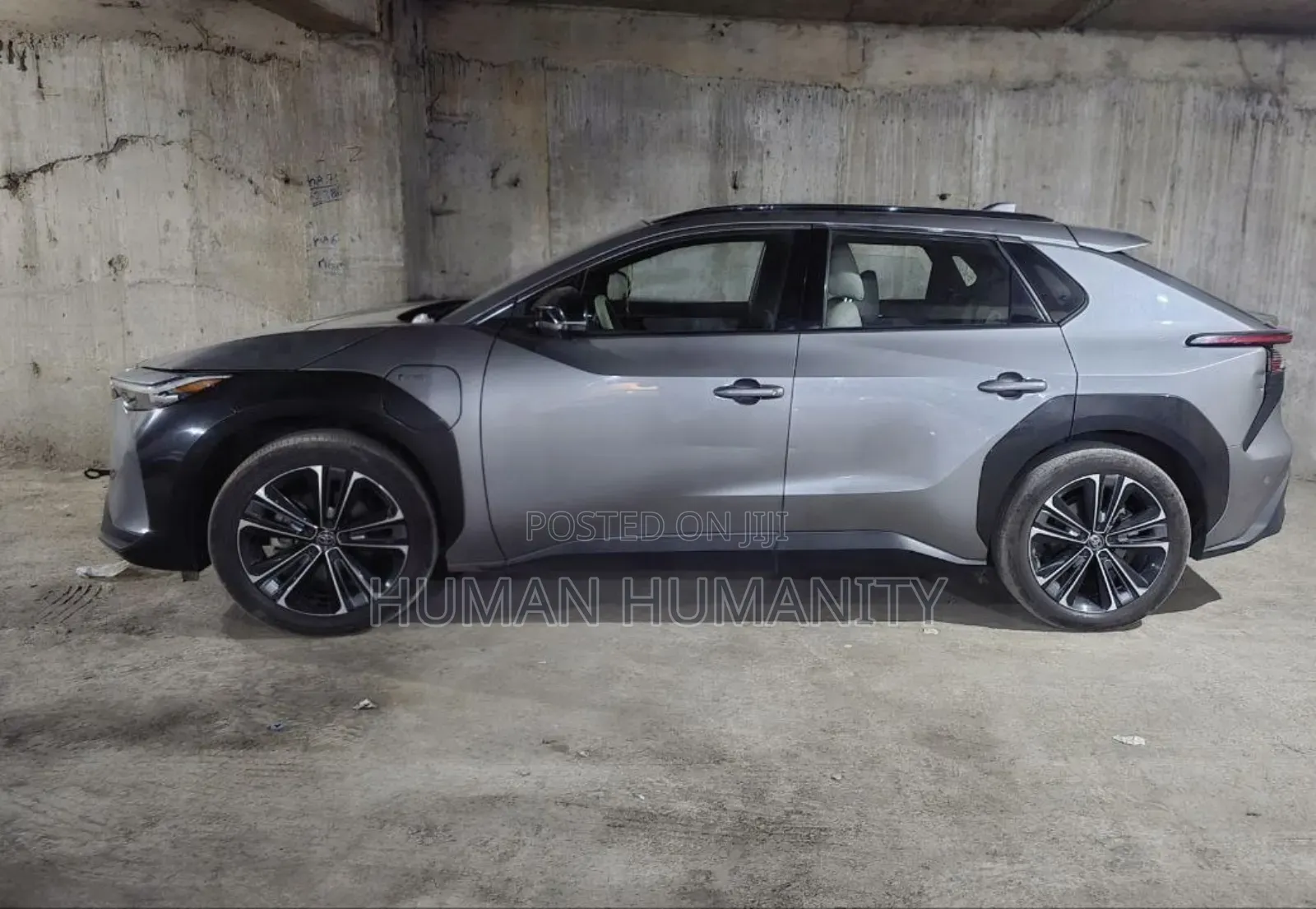 New Toyota bZ4X 2024 Gray