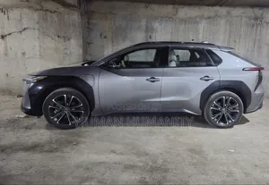 New Toyota bZ4X 2024 Gray