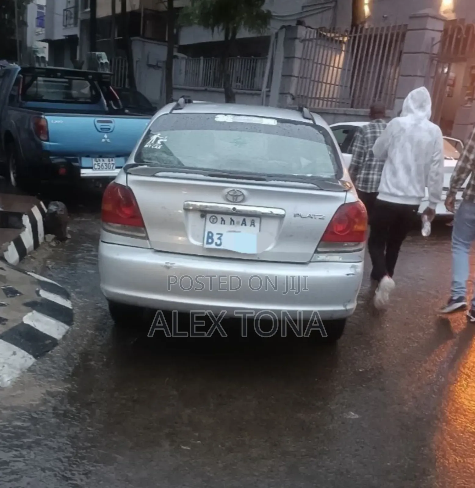 Toyota Platz 2005 Silver