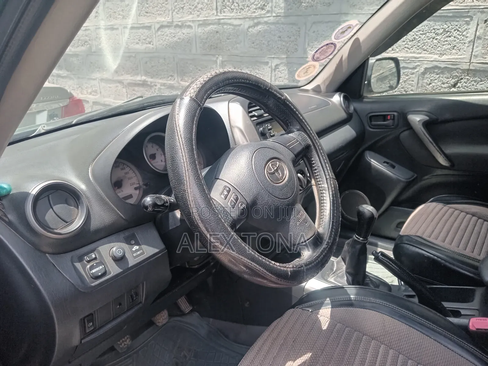 Toyota RAV4 2005 Green
