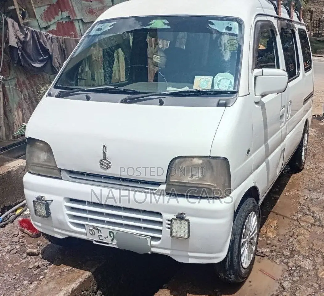 Suzuki Every Wagon 2007 White