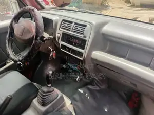 Suzuki Every Wagon 2007 White