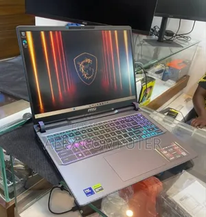 New Laptop MSI 16GB Intel Core Ultra 7 SSD 1T