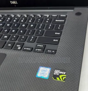 New Laptop Dell XPS 15 16GB Intel Core i7 SSD 512GB