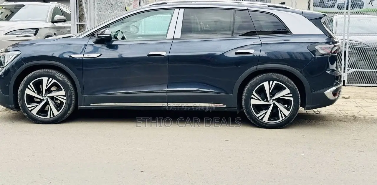 Volkswagen ID.6 2022 Blue