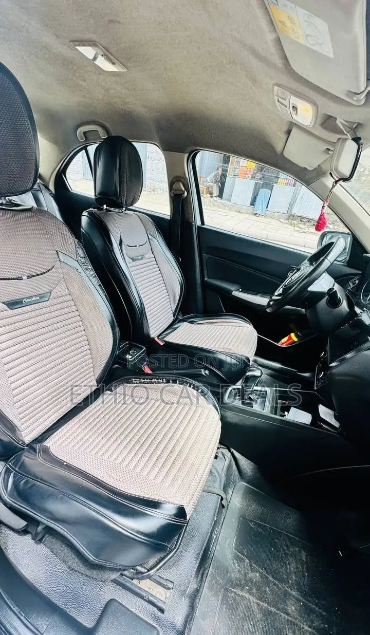 Suzuki Dzire 2022 Silver
