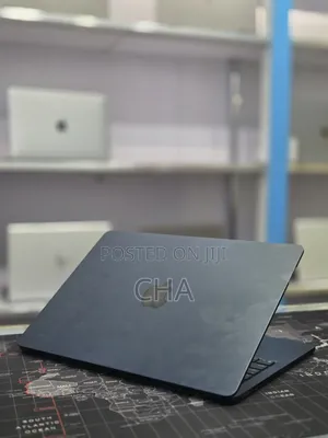 New Laptop Apple MacBook Air 2025 M4 13-inch 16GB Apple M4 SSD 256GB