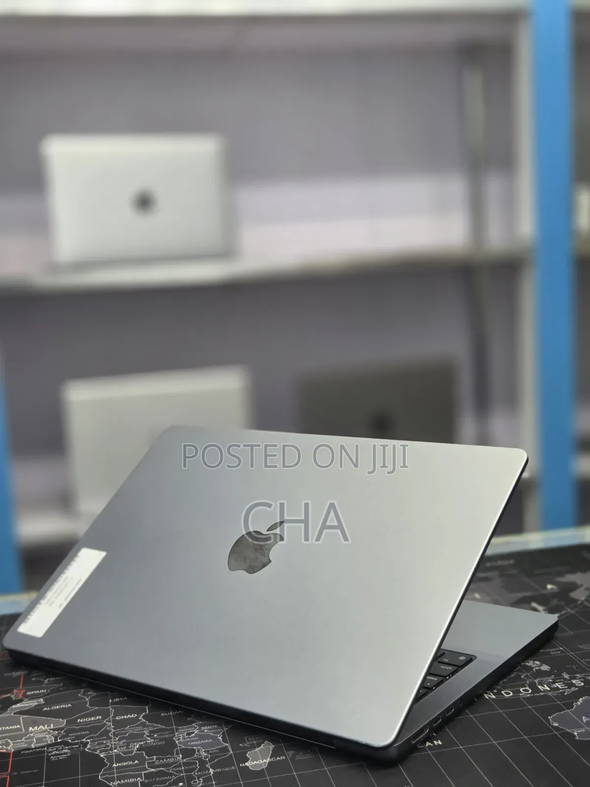 New Laptop Apple MacBook Pro M1 16GB Apple M1 Pro SSD 512GB