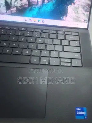 New Laptop Dell XPS 15 16GB Intel Core i7 SSD 512GB