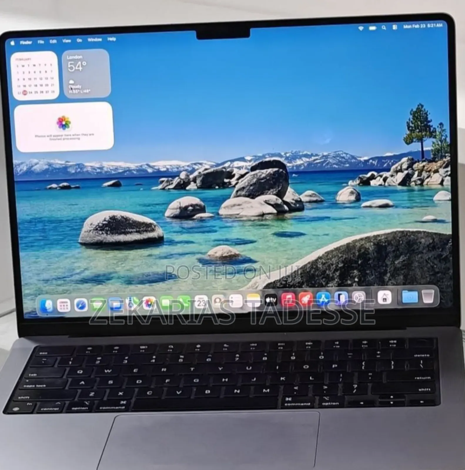 New Laptop Apple MacBook Pro 2023 M3 Pro 14-inch 8GB Apple M3 SSD 512GB