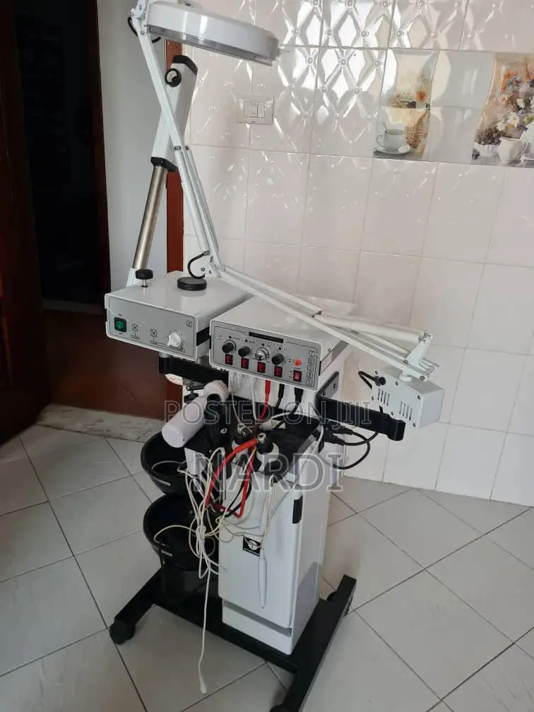 Facial Machine