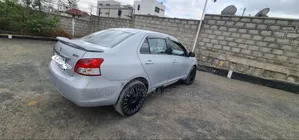 Toyota Yaris Sedan Automatic 2007 Silver