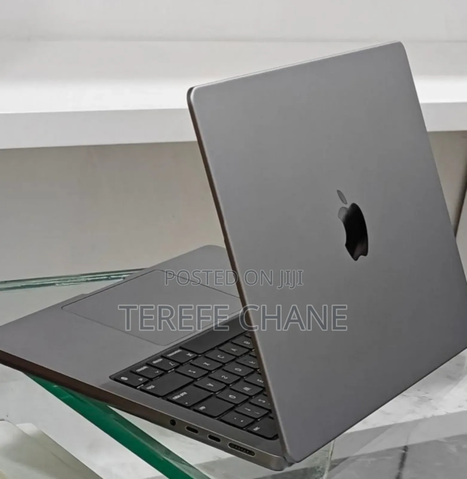 New Laptop Apple MacBook Pro 2023 M3 14-inch 8GB Apple M3 Pro SSD 512GB