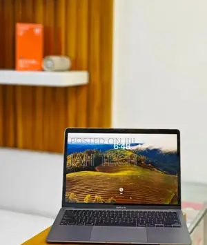 New Laptop Apple MacBook Air 2020 M1 8GB Apple M1 SSD 256GB