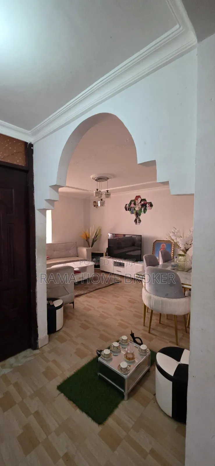 Furnished 3bdrm Condo in ቦሌ አራብሳ ኮንዶሚኒየም, Yeka for sale