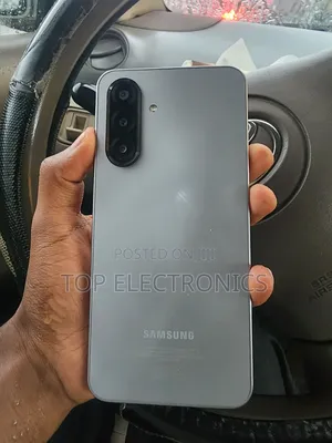 New Samsung Galaxy A17 128 GB Gray