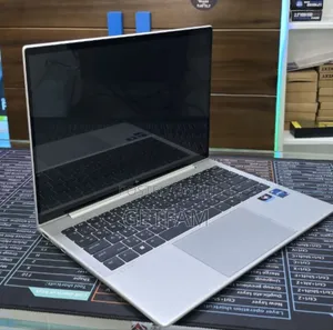 New Laptop HP Dragonfly G1 16GB Intel Core i7 SSD 512GB