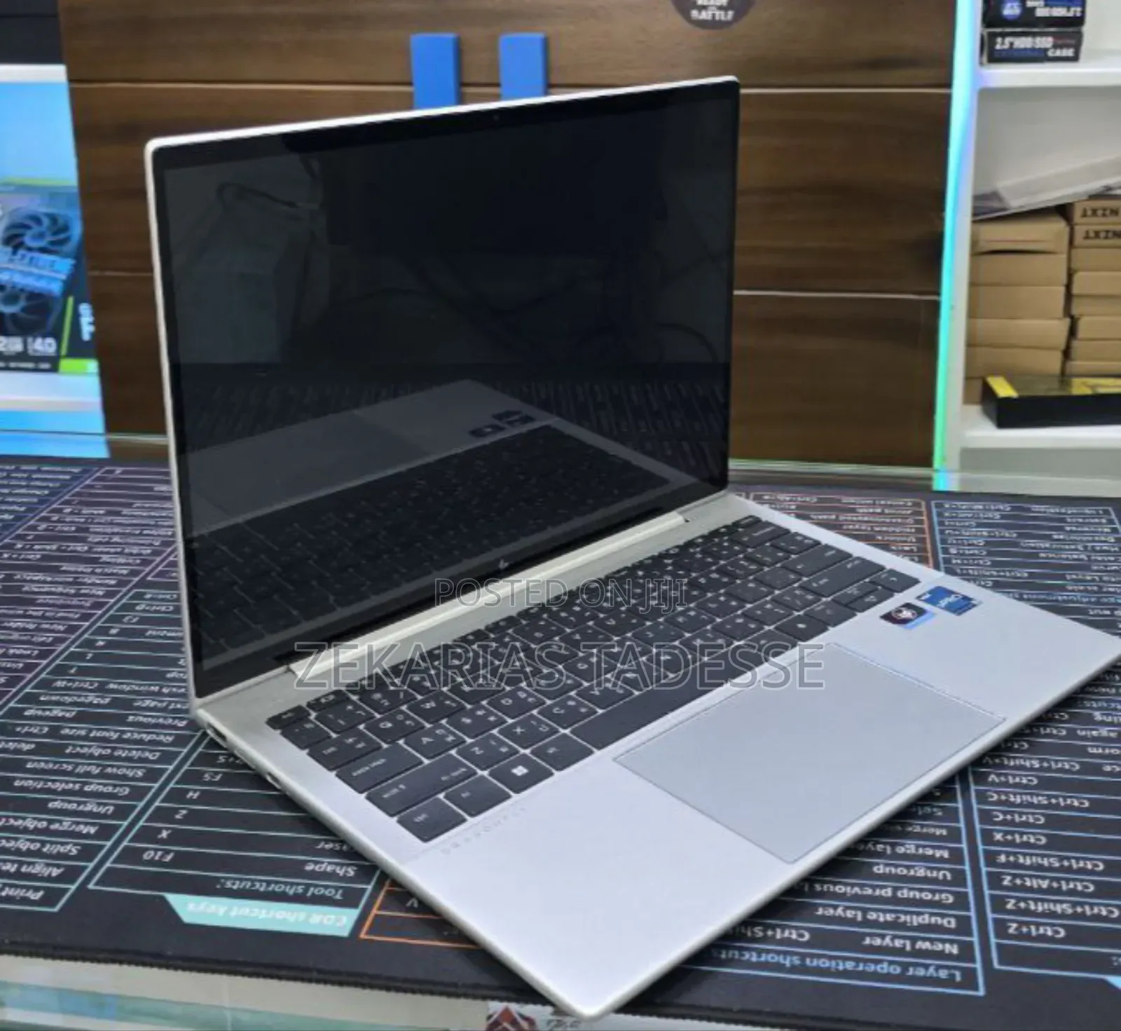 New Laptop HP Elite Dragonfly G4 16GB Intel Core i7 SSD 512GB
