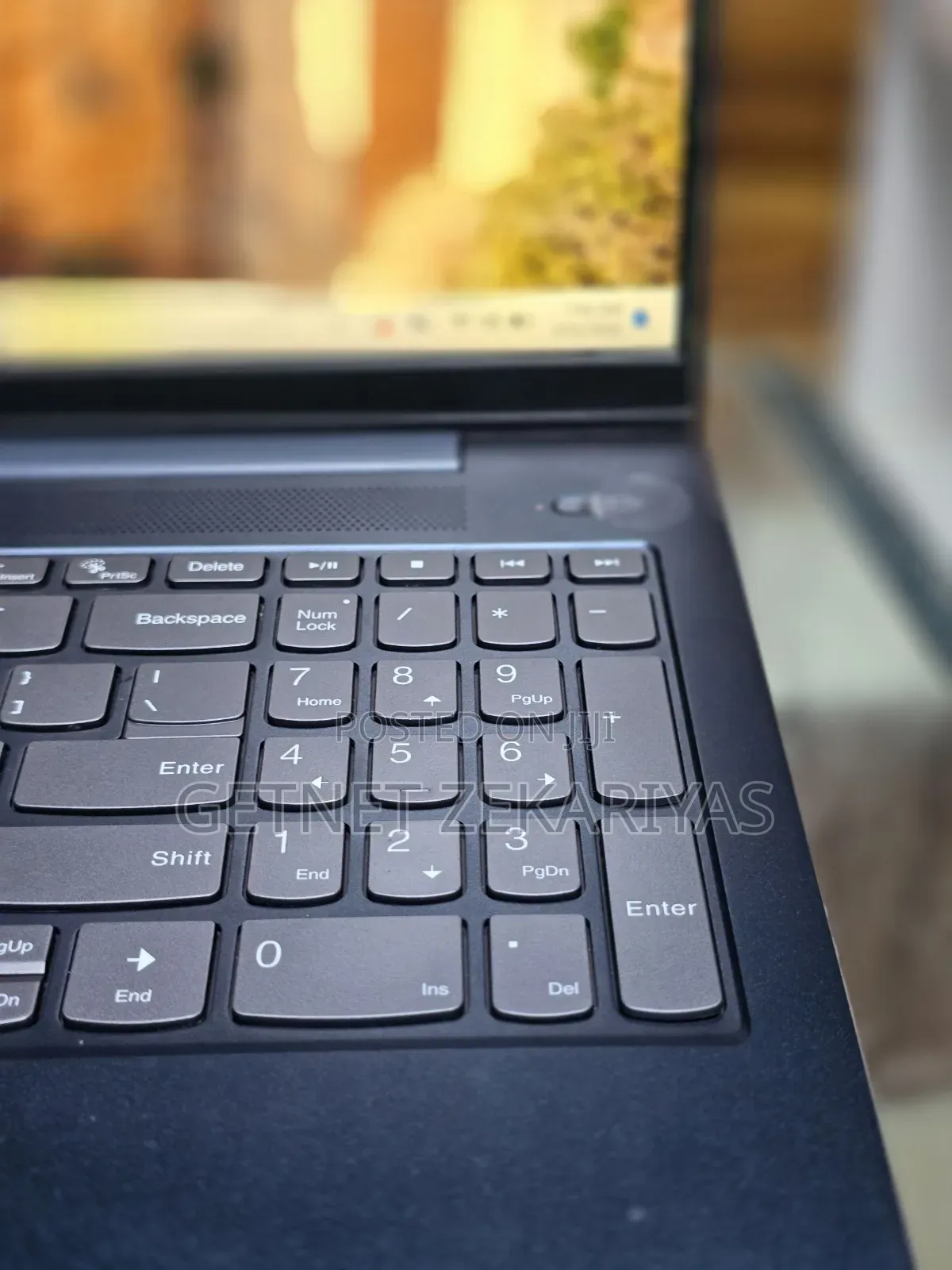 New Laptop Lenovo IdeaPad U550 12GB Intel Core i7 SSD 256GB