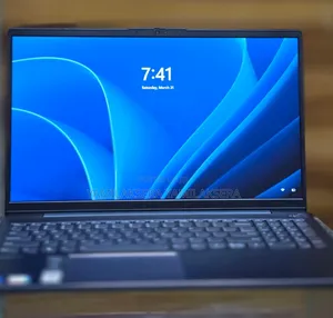 New Laptop Lenovo Ideapad 3 8GB Intel Core i7 SSD 256GB
