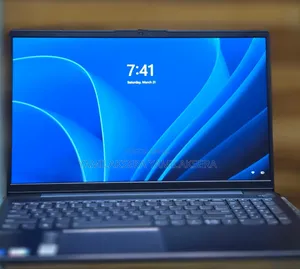 New Laptop Lenovo Ideapad 3 8GB Intel Core i7 SSD 256GB