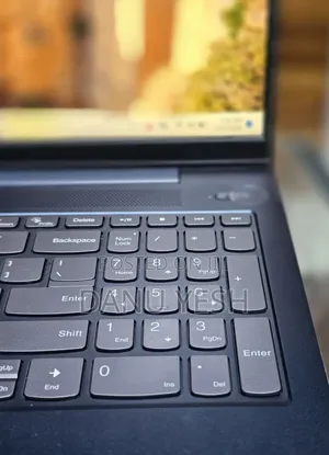 New Laptop Lenovo Ideapad 3 12GB Intel Core i7 SSD 256GB