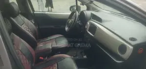 Toyota Yaris 2012 Gray