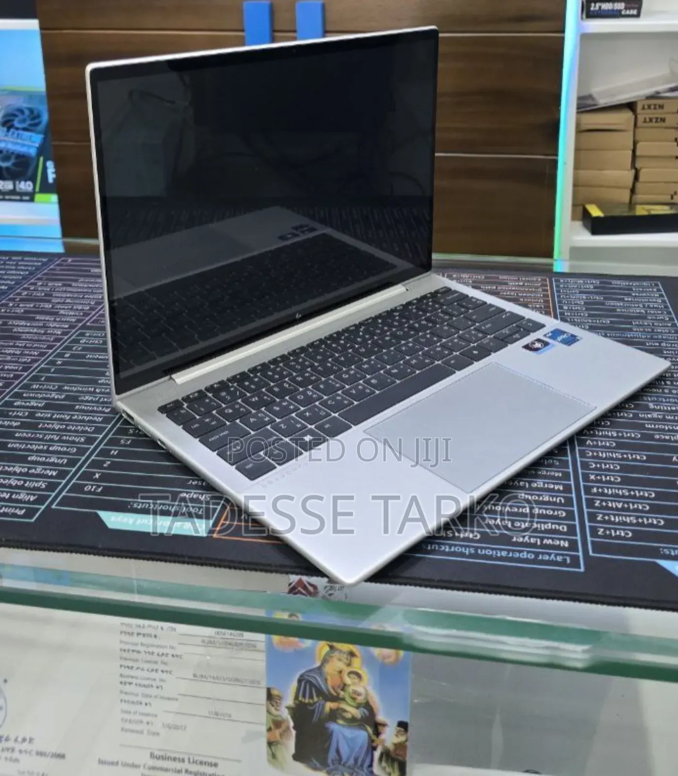 New Laptop HP Dragonfly G4 16GB Intel Core i7 SSD 512GB