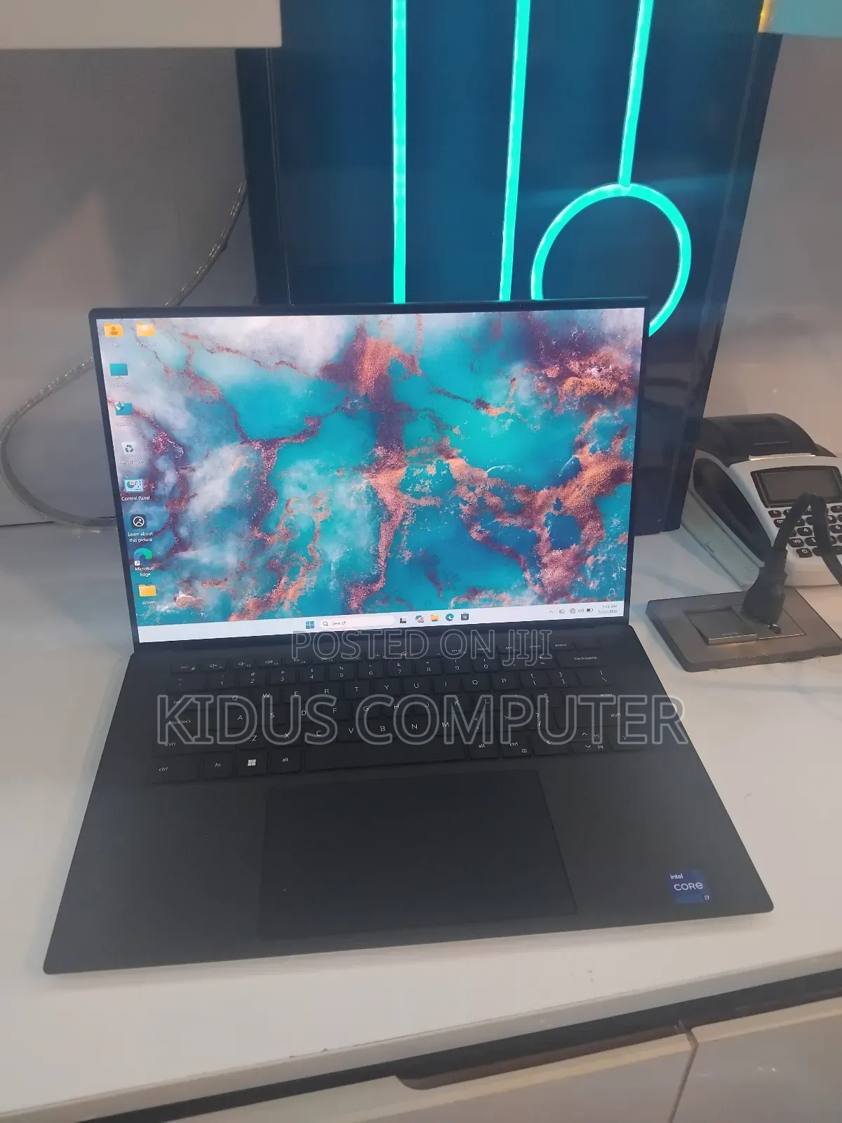 New Laptop Dell XPS 15 16GB Intel Core i7 SSD 512GB