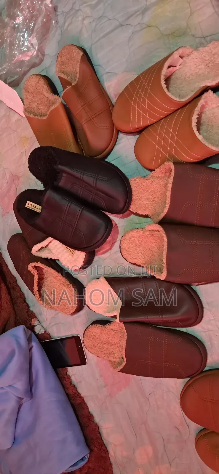 ነጠላ ጫማ Sandals