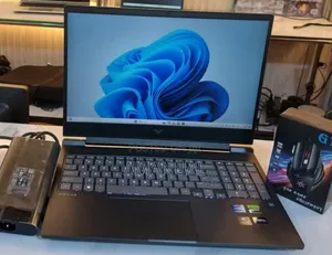 New Laptop HP Victus 15 16GB Intel Core i7 SSD 1T