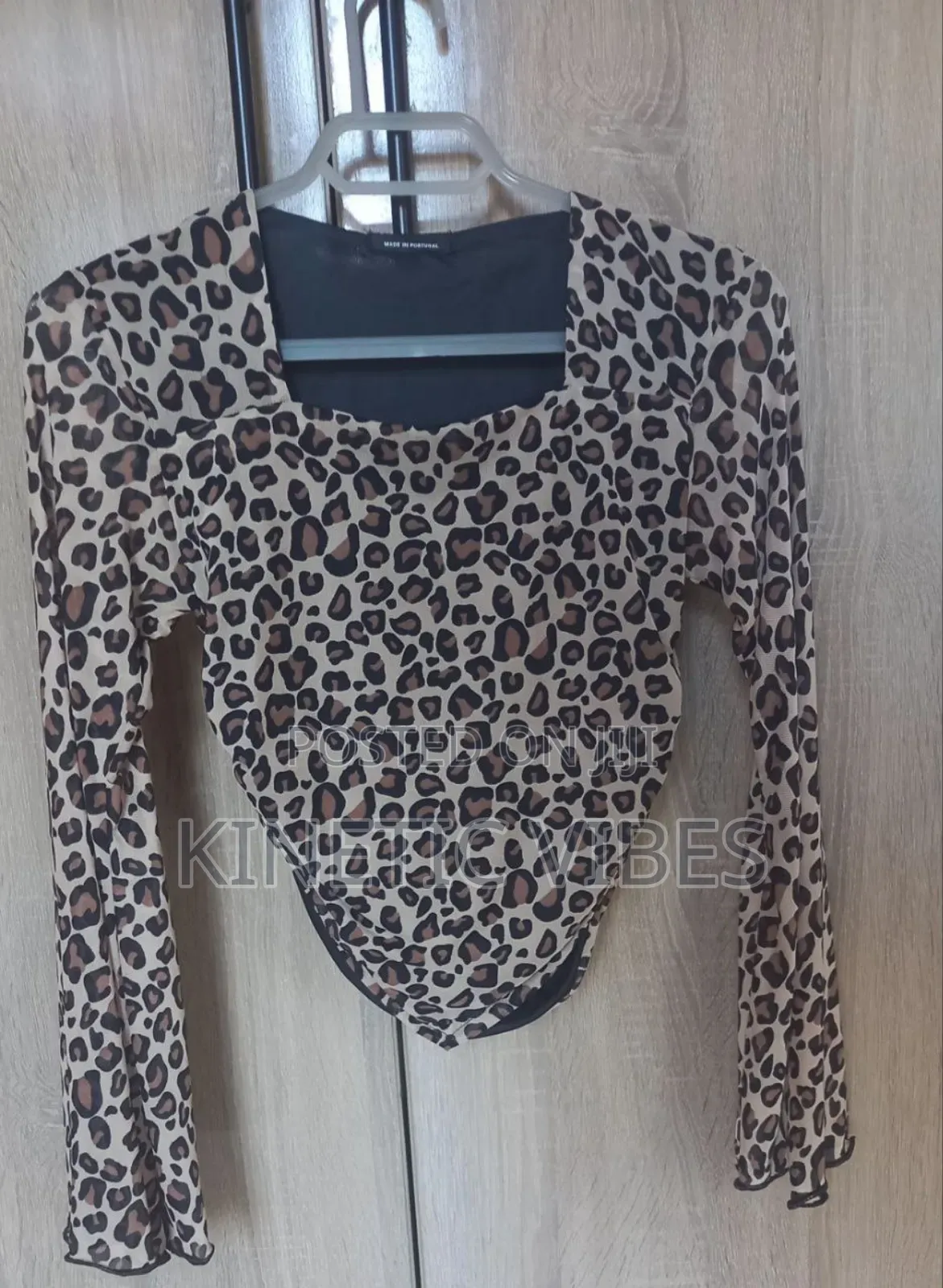Women Crop Tops