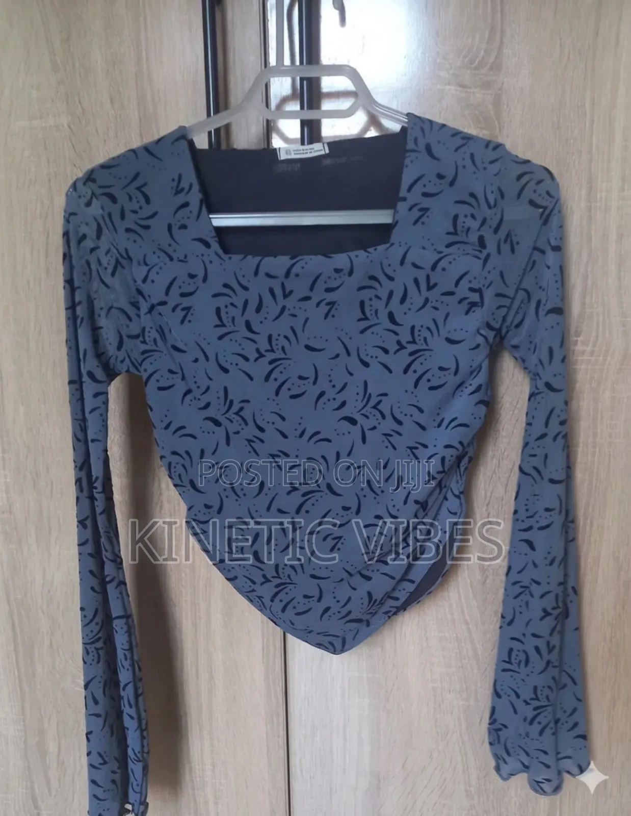 Women Crop Tops