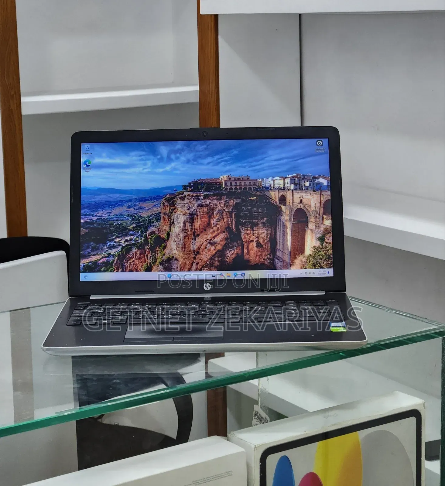 New Laptop HP Stream Notebook 8GB Intel Core i7 HDD 1T