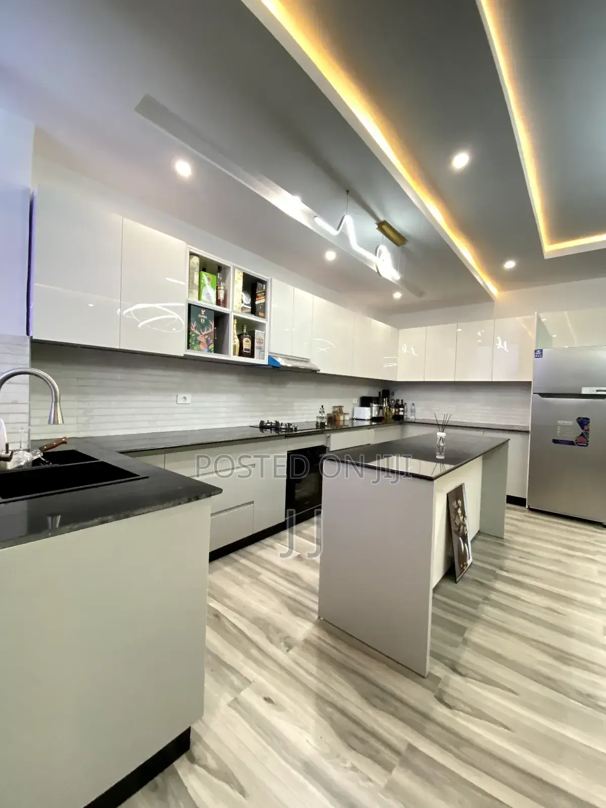 Furnished 3bdrm Apartment in Bole for rent