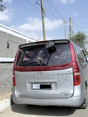 Hyundai Starex 2015 Gray