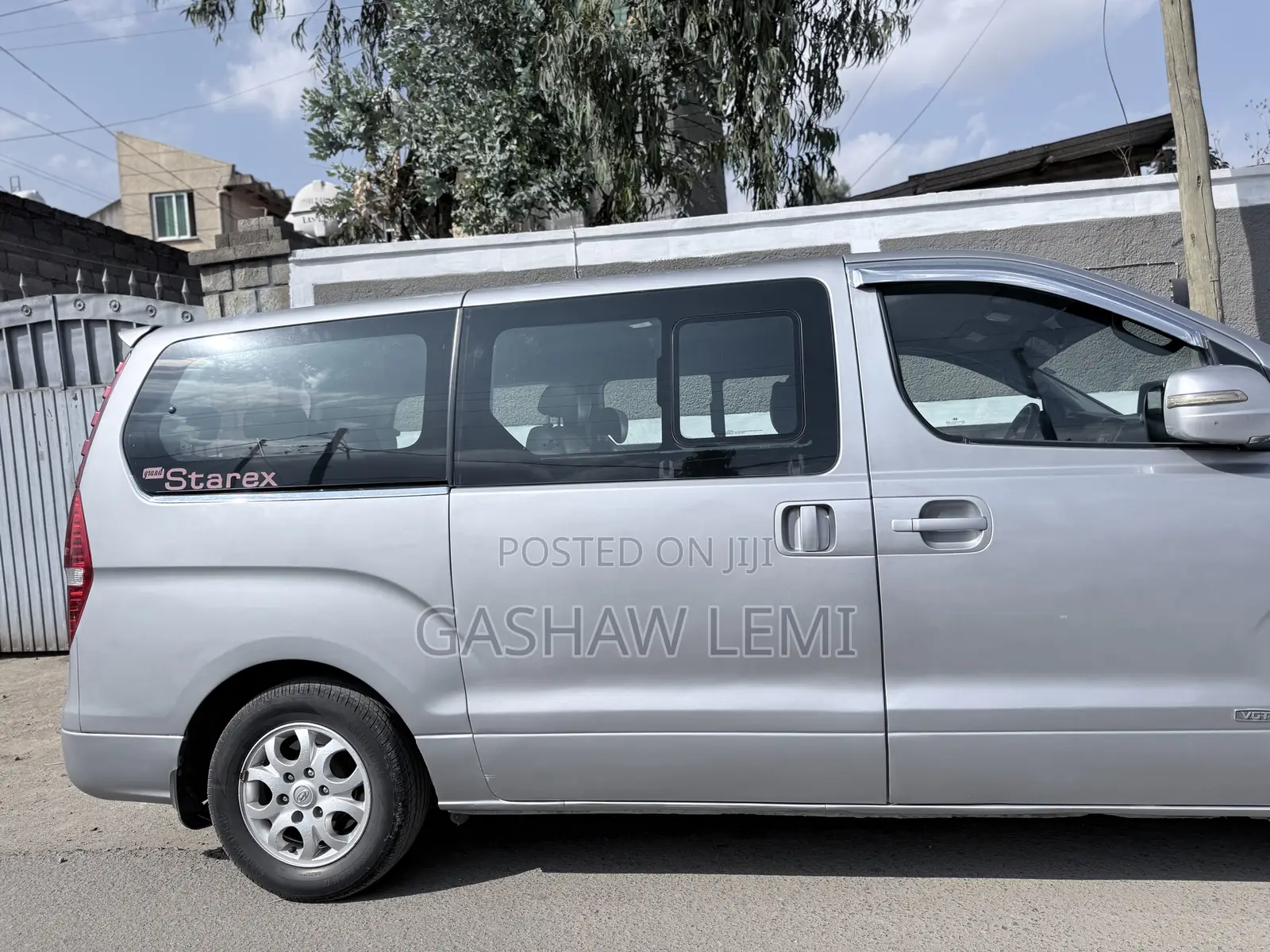 Hyundai Starex 2015 Gray