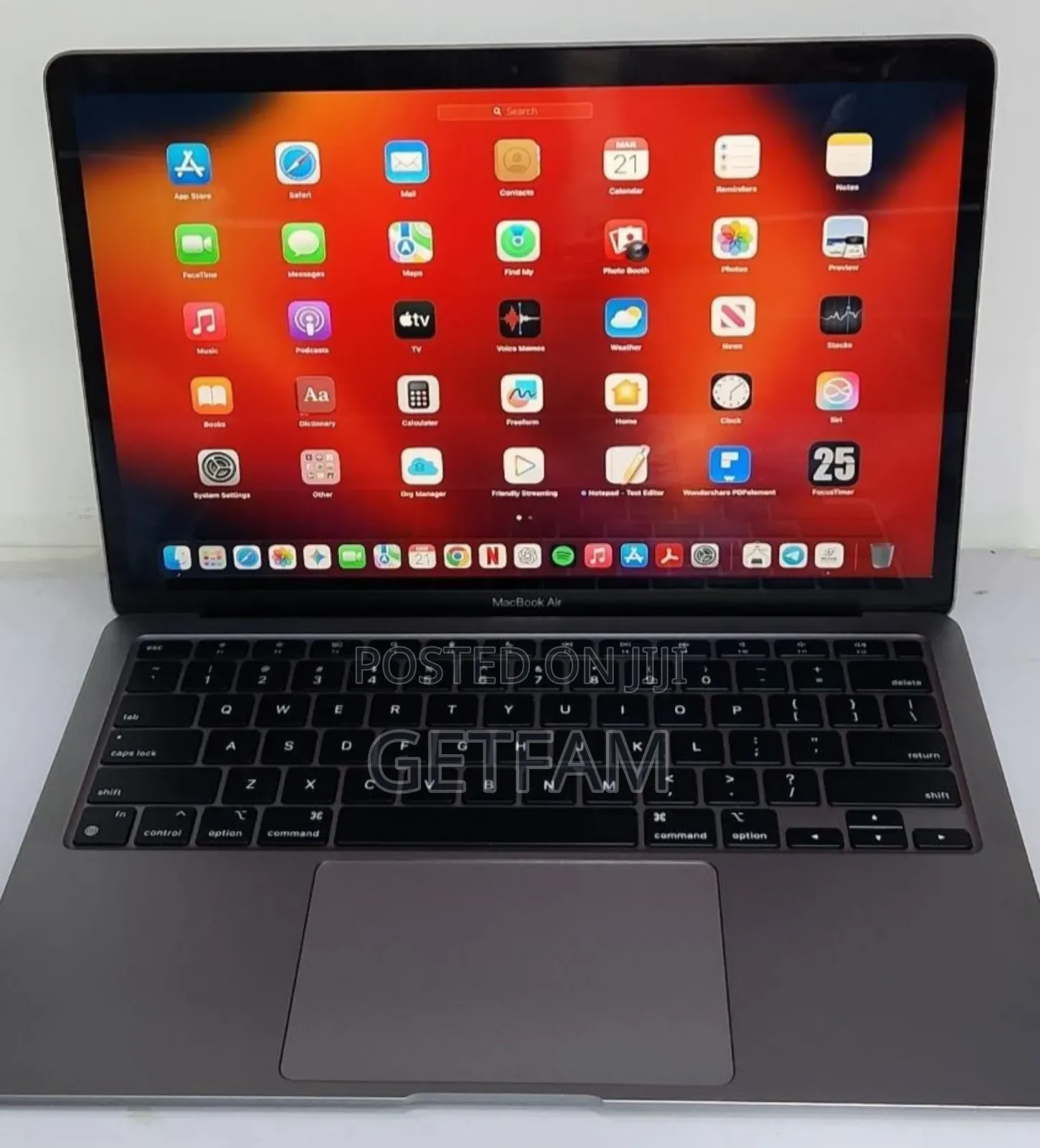 New Laptop Apple MacBook Air 2020 M1 16GB Apple M1 SSD 256GB