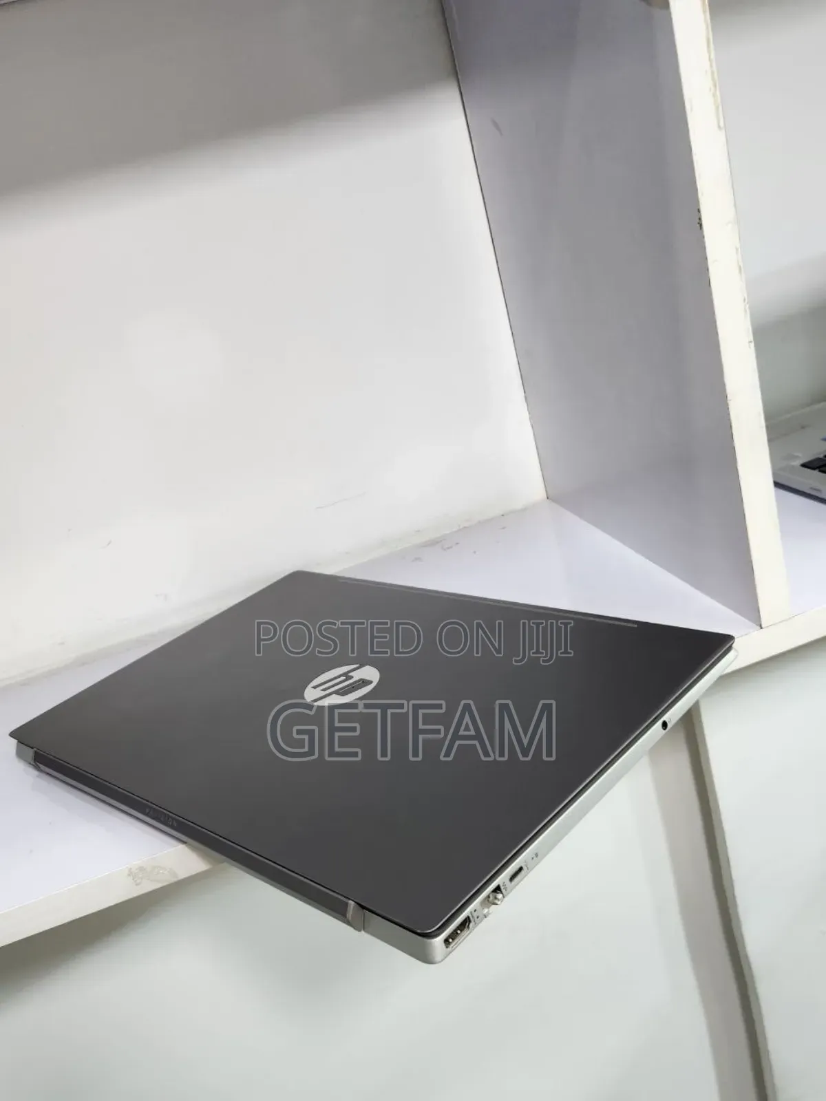 New Laptop Apple MacBook Air 2020 M1 16GB Apple M1 SSD 256GB