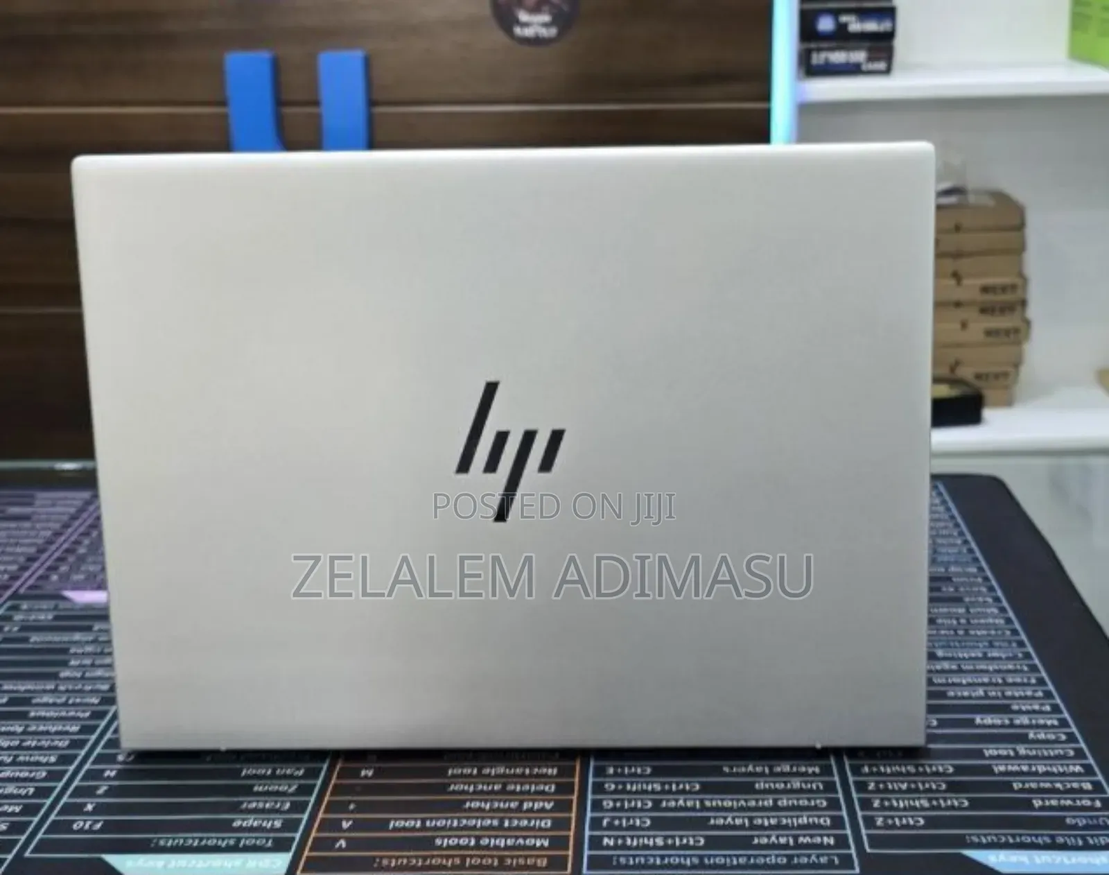 New Laptop HP Dragonfly Folio 16GB Intel Core i7 SSD 512GB