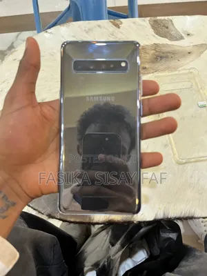 New Samsung Galaxy S10 5G 256 GB Black