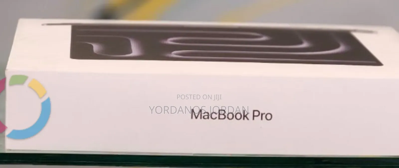 New Laptop Apple Macbook Pro 2025 M5 14-inch 16GB Apple M5 SSD 1T