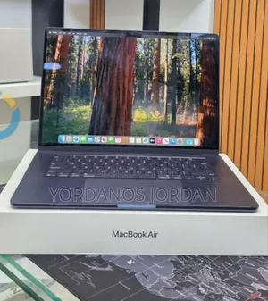 New Laptop Apple MacBook Air 2025 M4 15-inch 16GB Apple M4 SSD 256GB