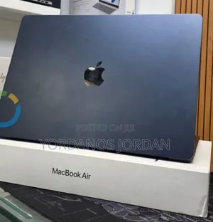 New Laptop Apple MacBook Air 2025 M4 15-inch 16GB Apple M4 SSD 256GB