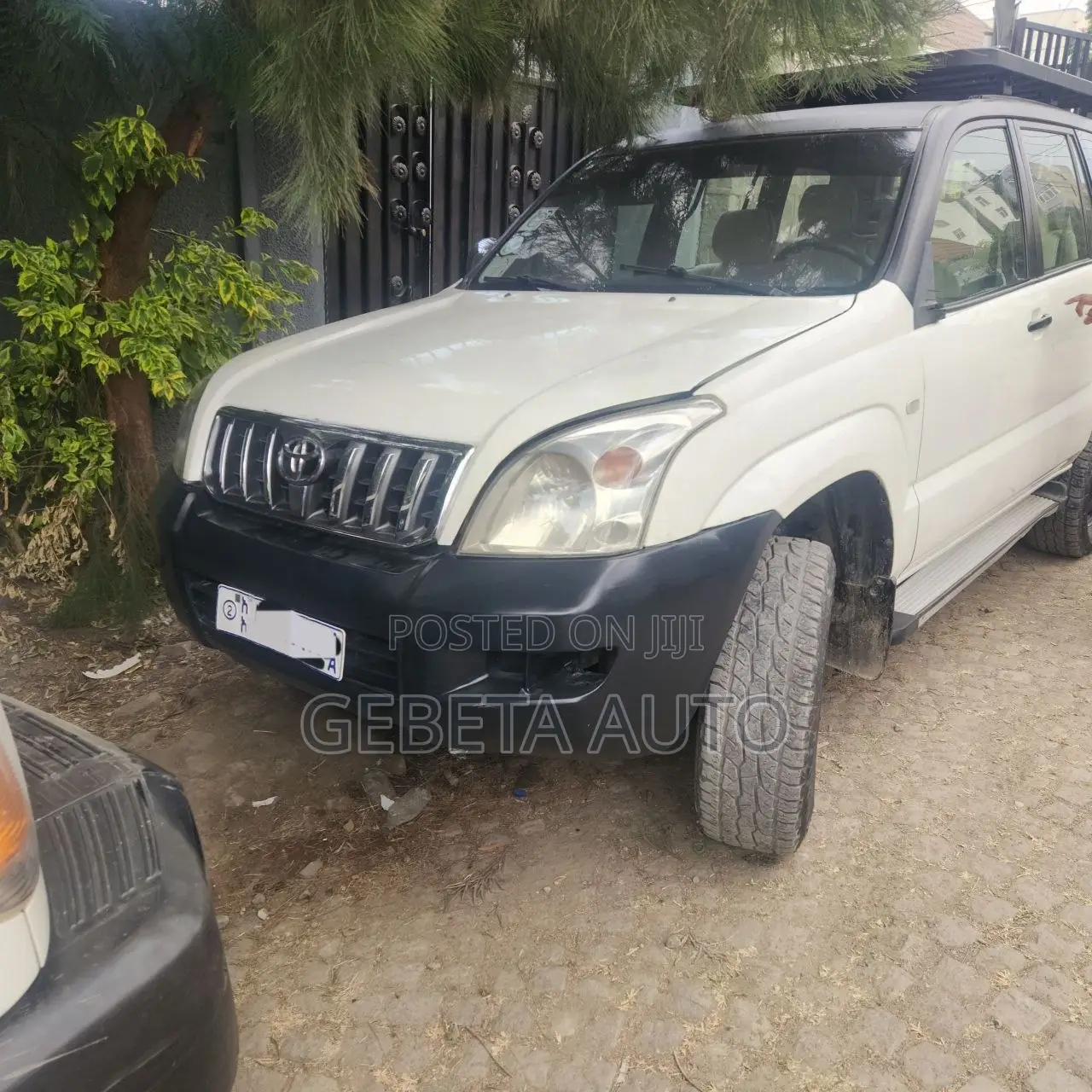 Toyota Land Cruiser Prado 2008 White