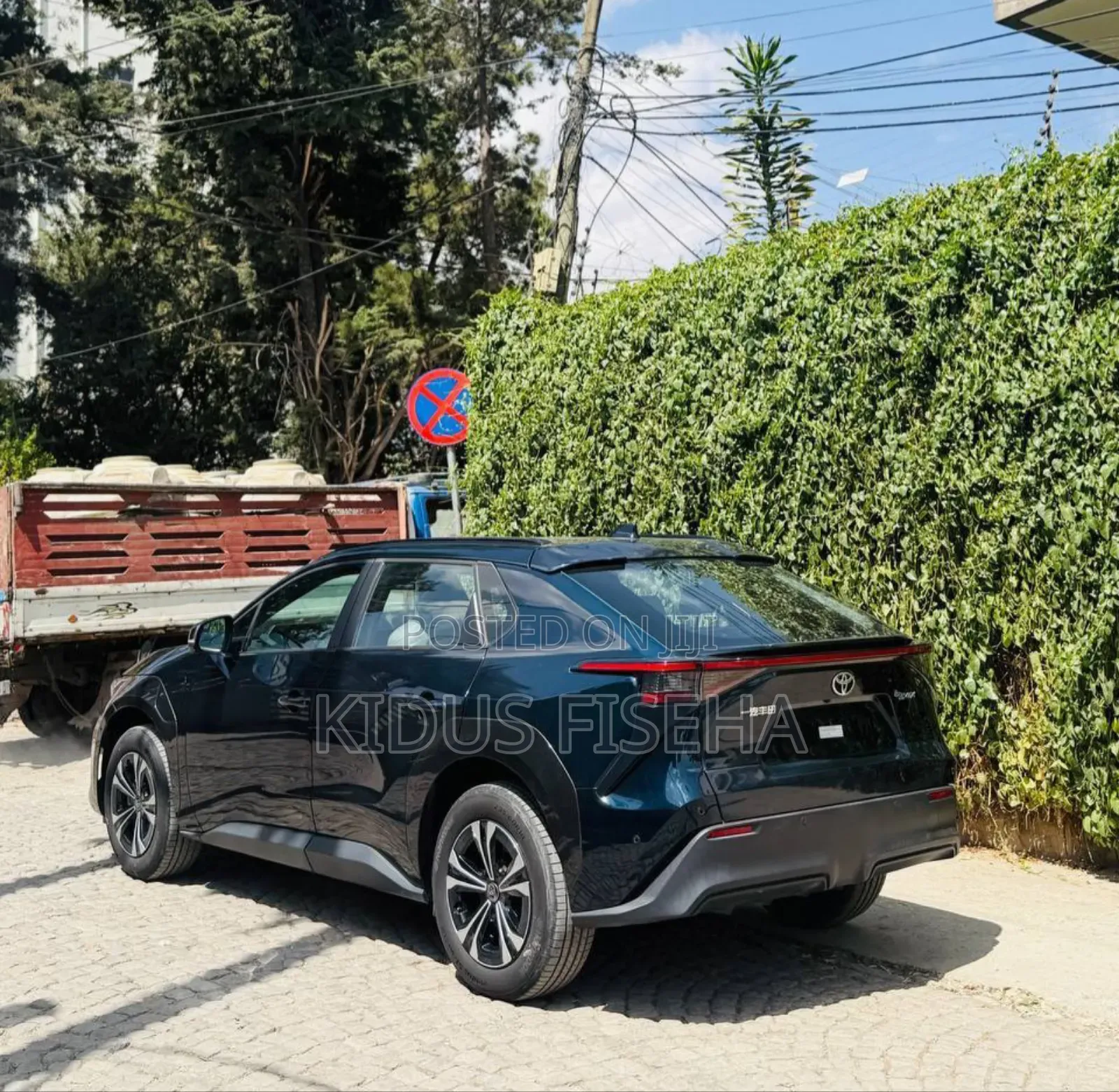 New Toyota bZ4X 71.4 kWh FWD 2023 Blue