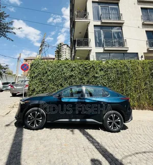 New Toyota bZ4X 71.4 kWh FWD 2023 Blue